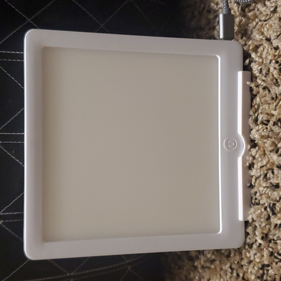 Lumen Daylight Therapy Lamp - Picture 6 of 6